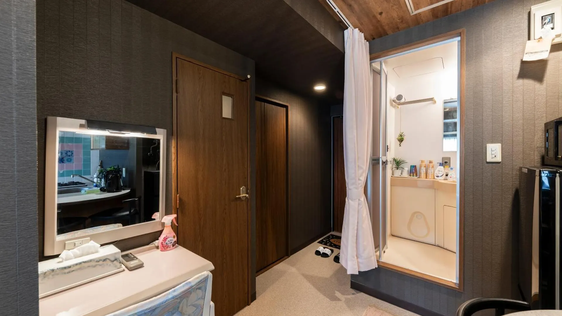 Few Days Condominium 205 札幌市 アパート